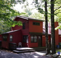 Chalet renovated Near Casino Camelback  Kalahari water park Mount Pocono - Hotels Find
