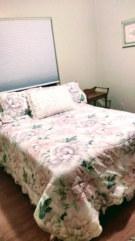 Clean, Cozy And Coffee! - thumb 2