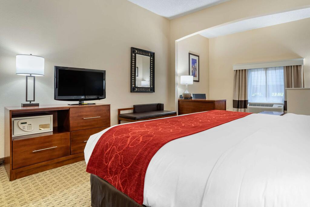 Comfort Suites Airport - thumb 2