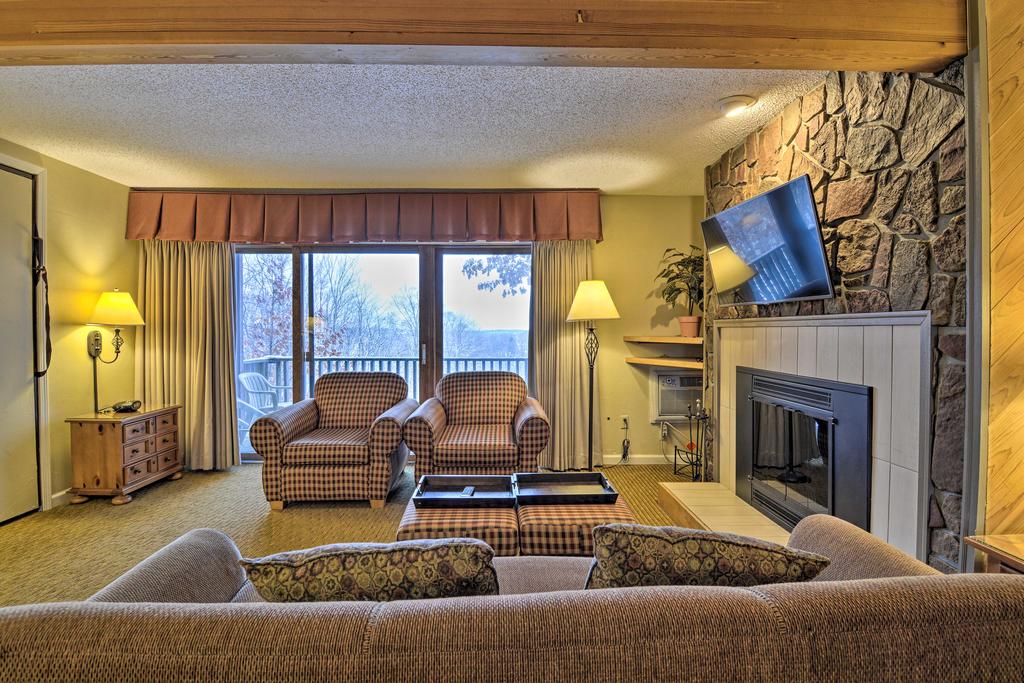 Cozy Shanty Creek Condo For Skiers And Golfers! - thumb 3