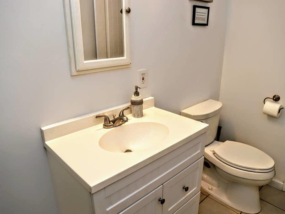 DanaPoint 2bed Home, Walk To Beach - thumb 1