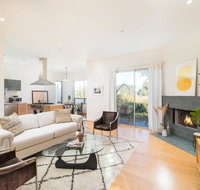 Detached 3BR Silverlake Home - Huge Private Yard - Hotels Find