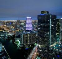 Glamorous breathtaking views apartments - Hotels Find