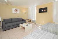 Gorgeous Apartment SOUTH BEACH 1 block from Ocean Hotels Find