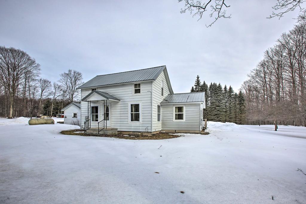 Home Near Manistee River, 10 Mi To Fife Lake! - thumb 1