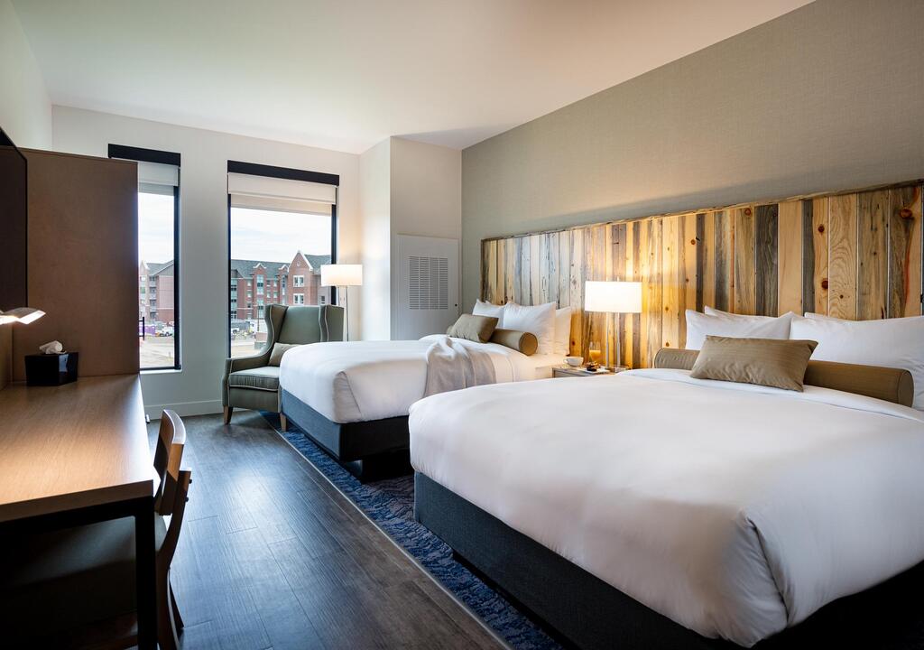 Hotel Maverick - thumb 1