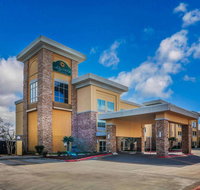La Quinta by Wyndham Beeville - Hotels Find
