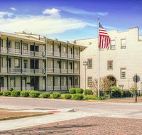 Lee House Inn - Hotels Find