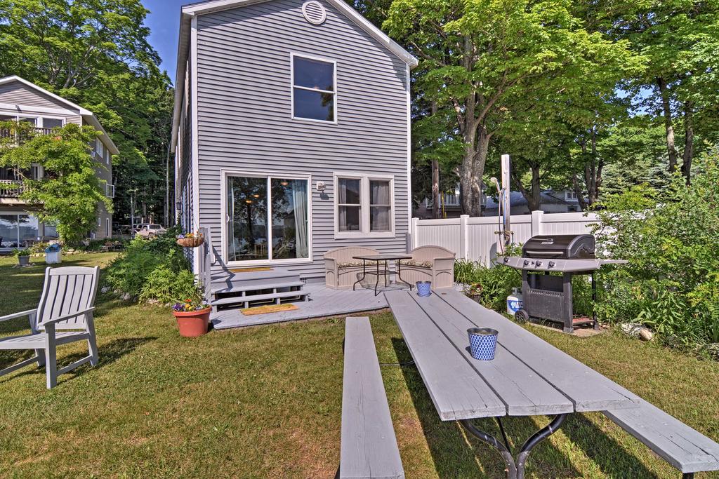 NEW! 'Blue Inn' Home On Little Glen Lake Beach - thumb 1