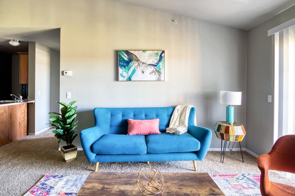 Orchard Flats - Beautiful 1BR + Balcony - thumb 0