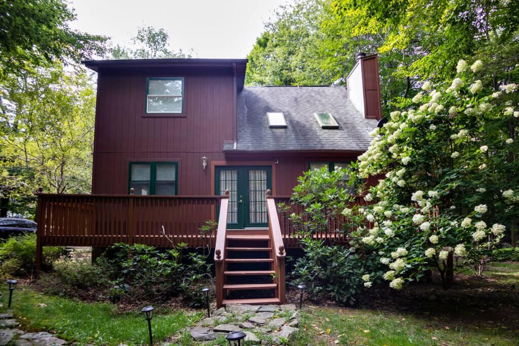 Pocono Home Retreat - thumb 1