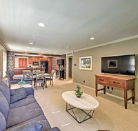 Quiet Apt Less Than 1 Mi to Lake Michigan and Downtown - Hotels Find