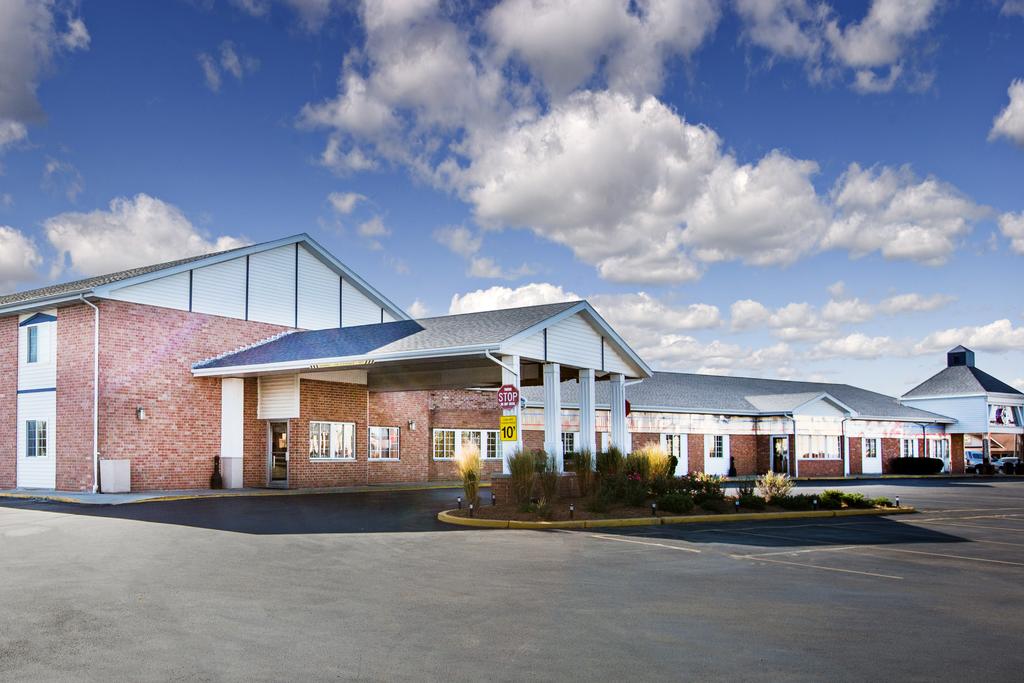 Ramada By Wyndham Ankeny - thumb 1