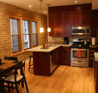 Roscoe Village Guesthouse - Hotels Find