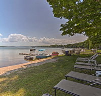 Serene Lakefront Apartment and Suite with Private Dock - Hotels Find