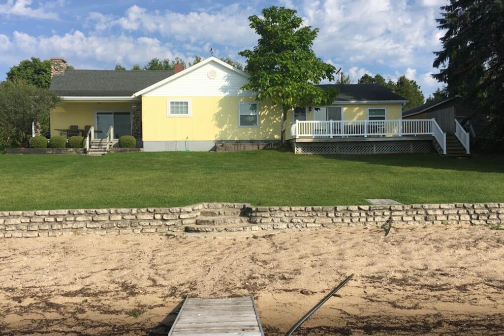 Summer Retreat - thumb 0