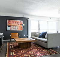 WanderJaunt - Barton Hills Apts - Hotels Find