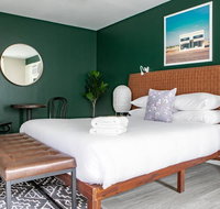 WanderJaunt - Central Austin Studios - Hotels Find