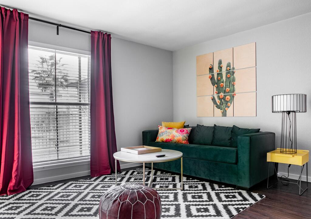 WanderJaunt - Cozy Apts In East Austin - thumb 2