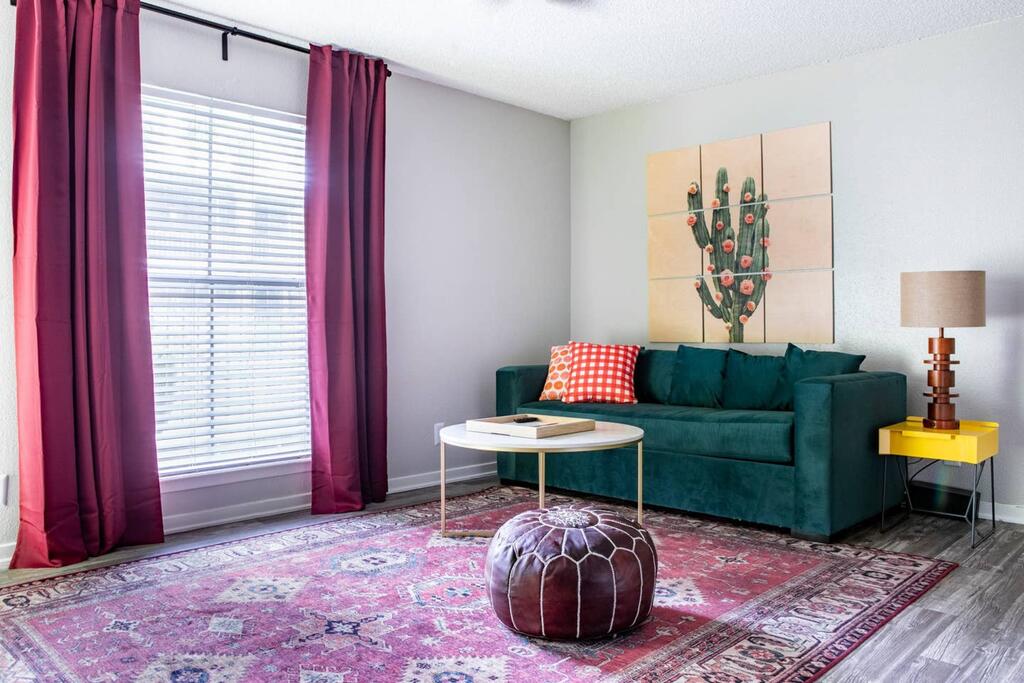 WanderJaunt - Cozy Apts In East Austin - thumb 0