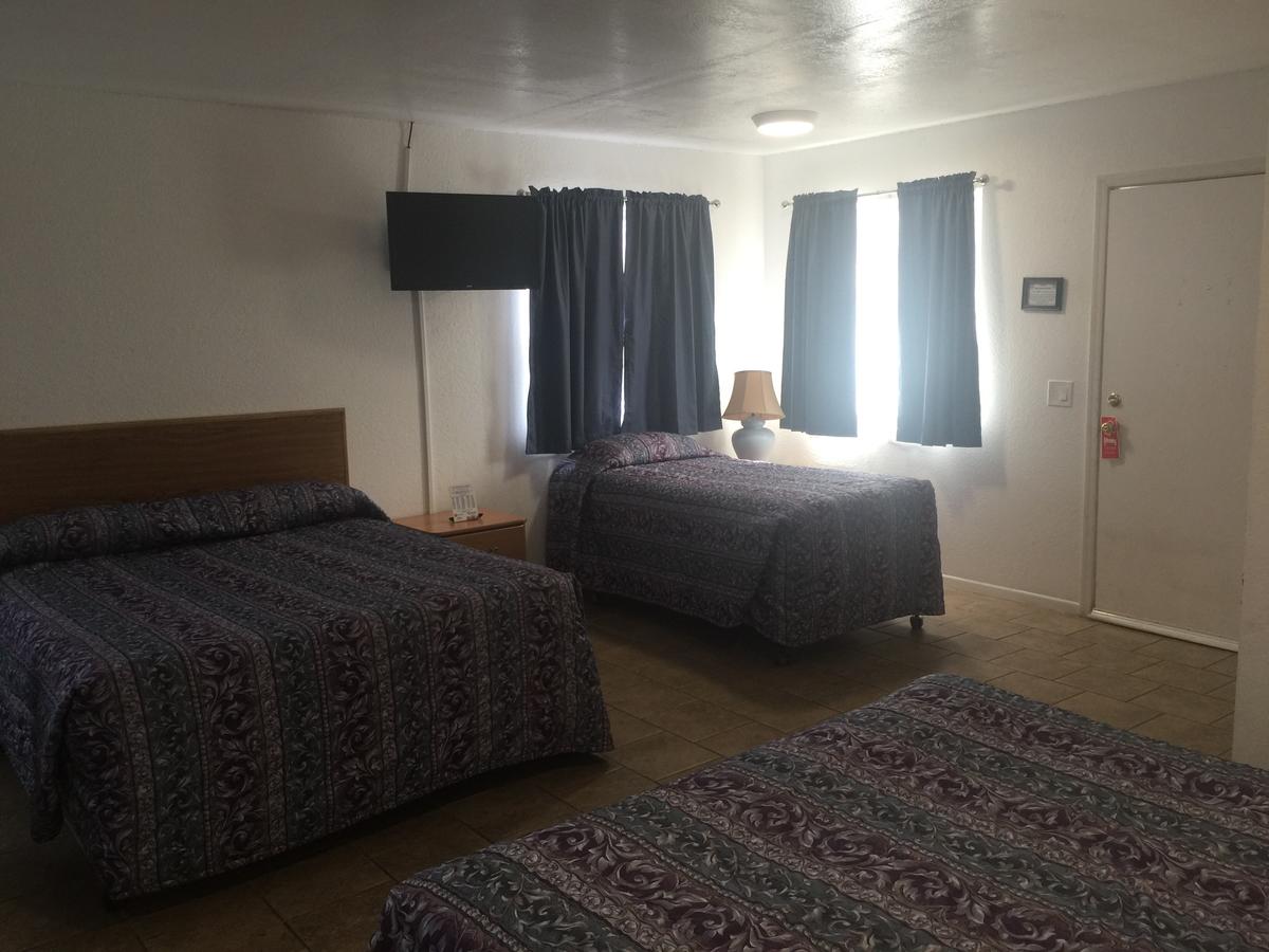 Little Daisy Motel - thumb 22