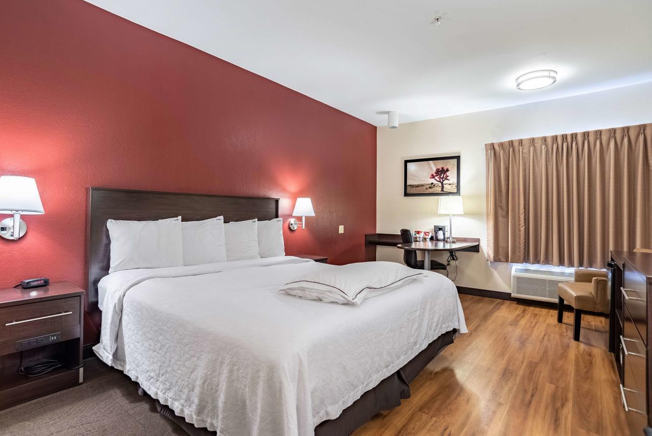 Red Roof Inn PLUS+ Tempe - Phoenix Airport - thumb 16