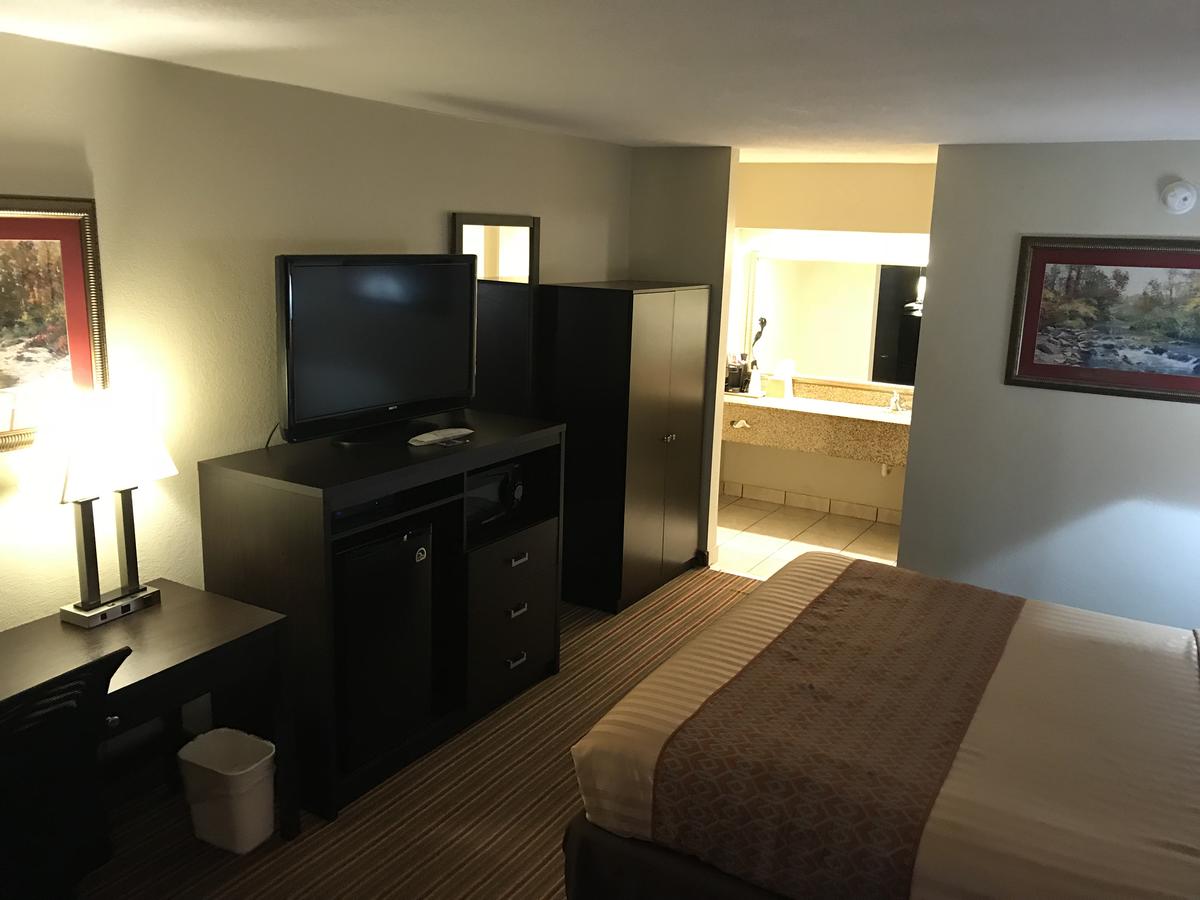 Days Inn By Wyndham Little Rock South - thumb 12