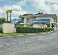 Skyline Inn - Hotels Find
