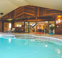 The Lodge at Beaver Lake B&B - Hotels Find