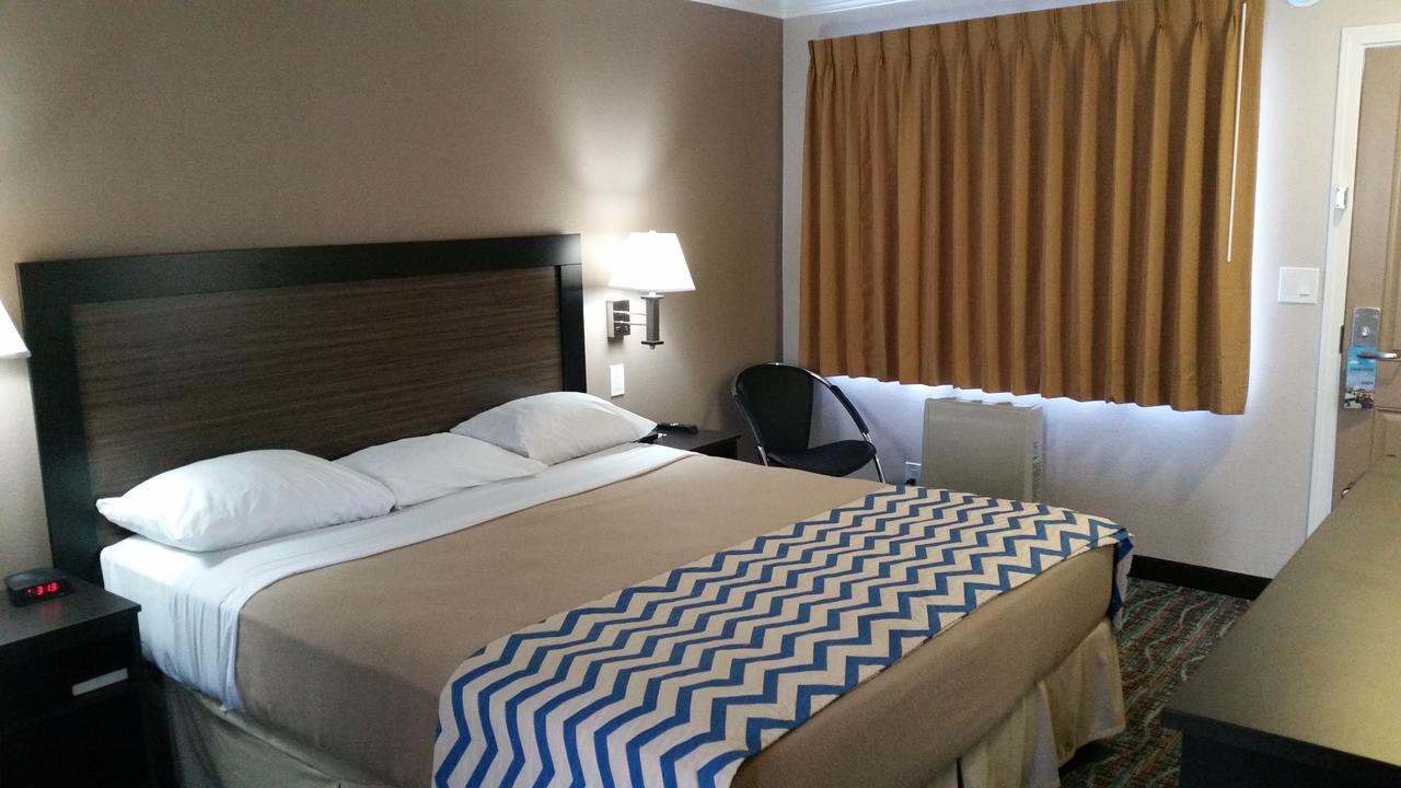 Travelodge By Wyndham Eureka - thumb 12