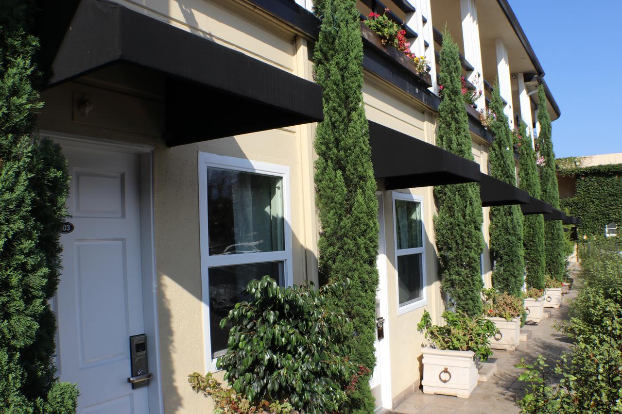 Seaside Laguna Inn & Suites - thumb 38