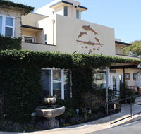 Seaside Laguna Inn  Suites - Hotels Find