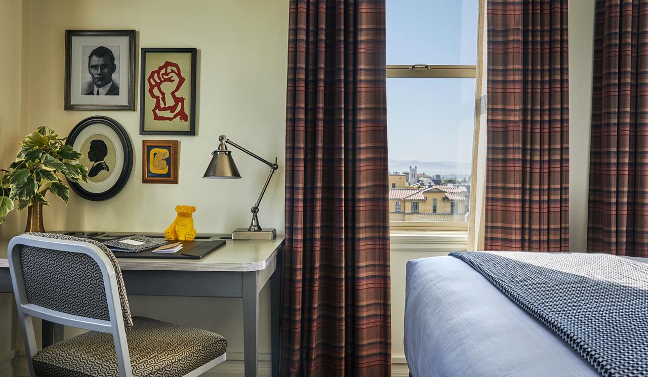 Graduate Berkeley - thumb 1