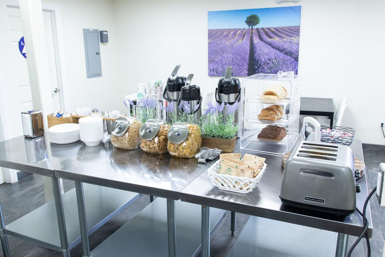 Magnolia Tree Hotel-Maingate/Anaheim Convention Center - thumb 7