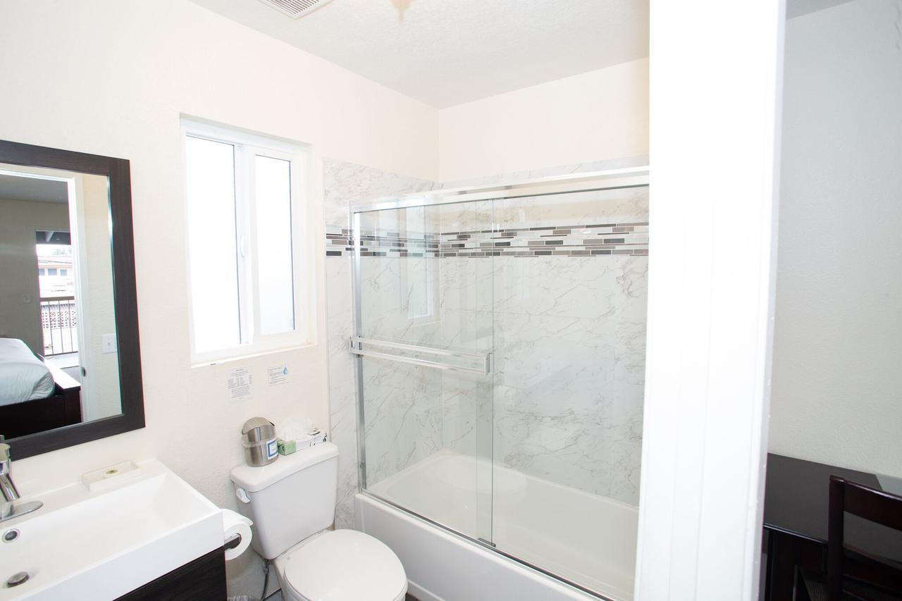 Magnolia Tree Hotel-Maingate/Anaheim Convention Center - thumb 3