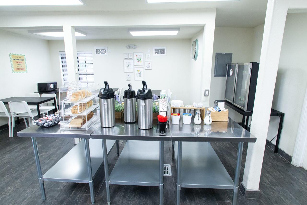 Magnolia Tree Hotel-Maingate/Anaheim Convention Center - thumb 6