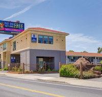 Best Western Sandman Motel - Hotels Find