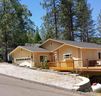 Quiet retreat near Yosemite and Pine Mountain Lake - Hotels Find