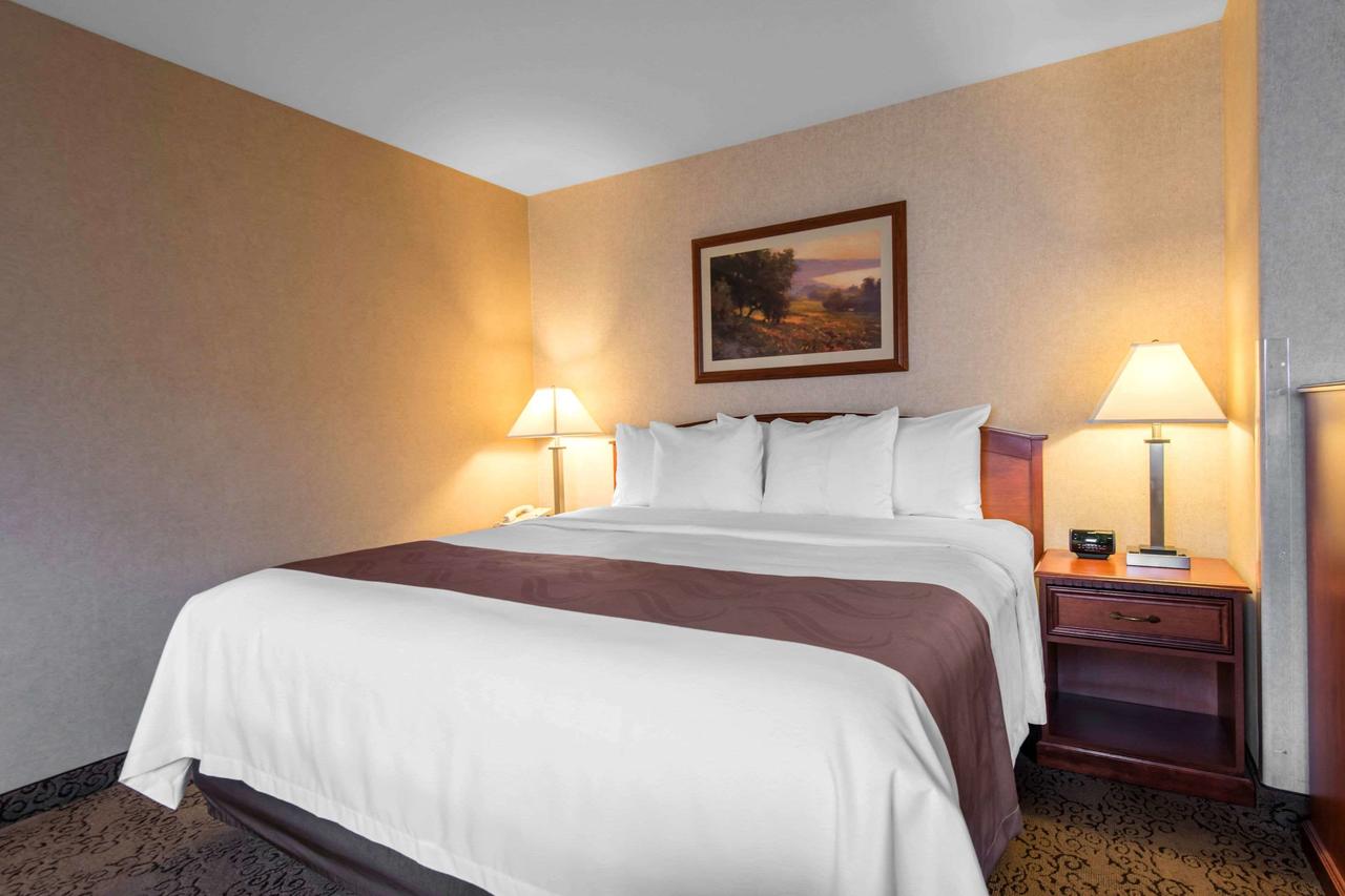 Quality Inn Burlington - thumb 11