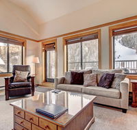 Penthouse 2796 Slopeside Ski In Ski Out Condo - Hotels Find