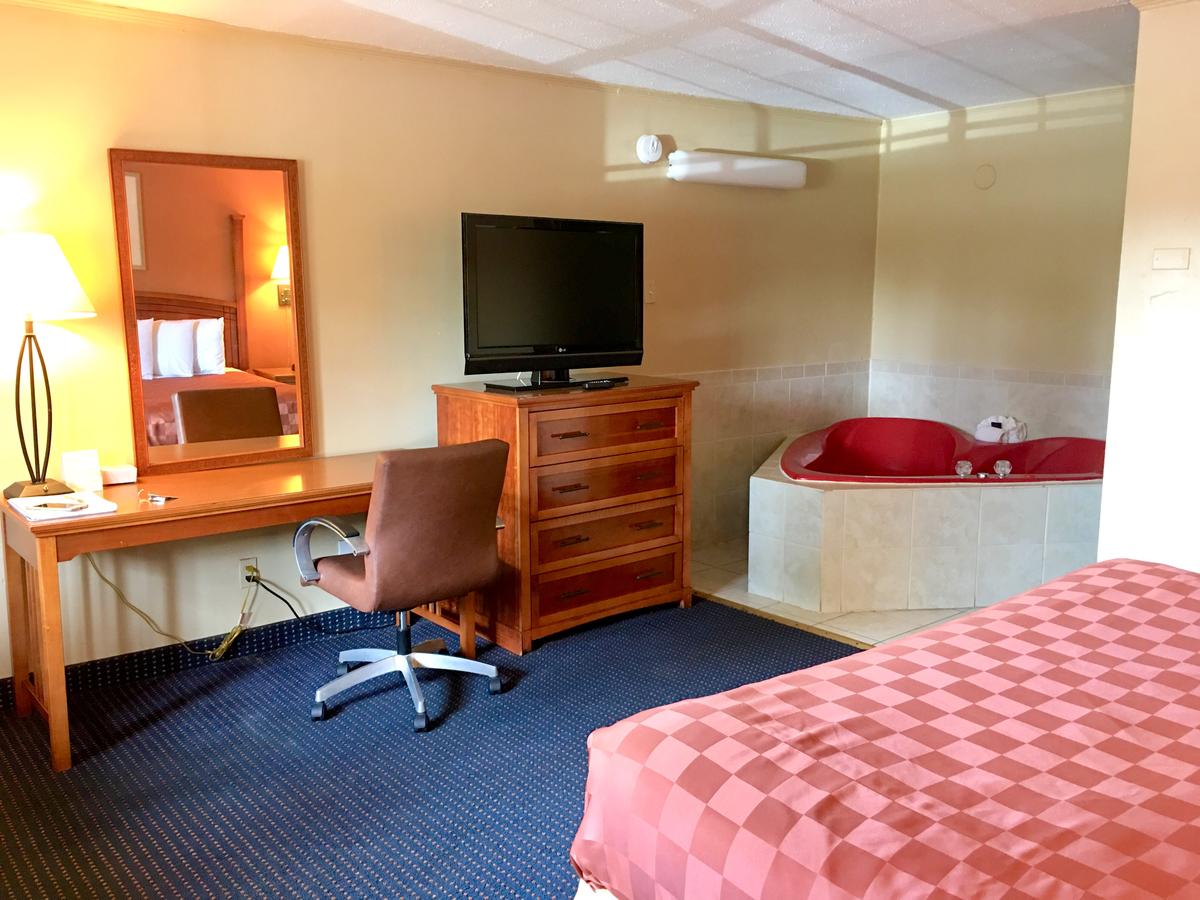 Red Carpet Inn - Stamford - thumb 6