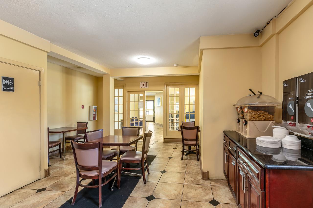 Red Carpet Inn - Stamford - thumb 11