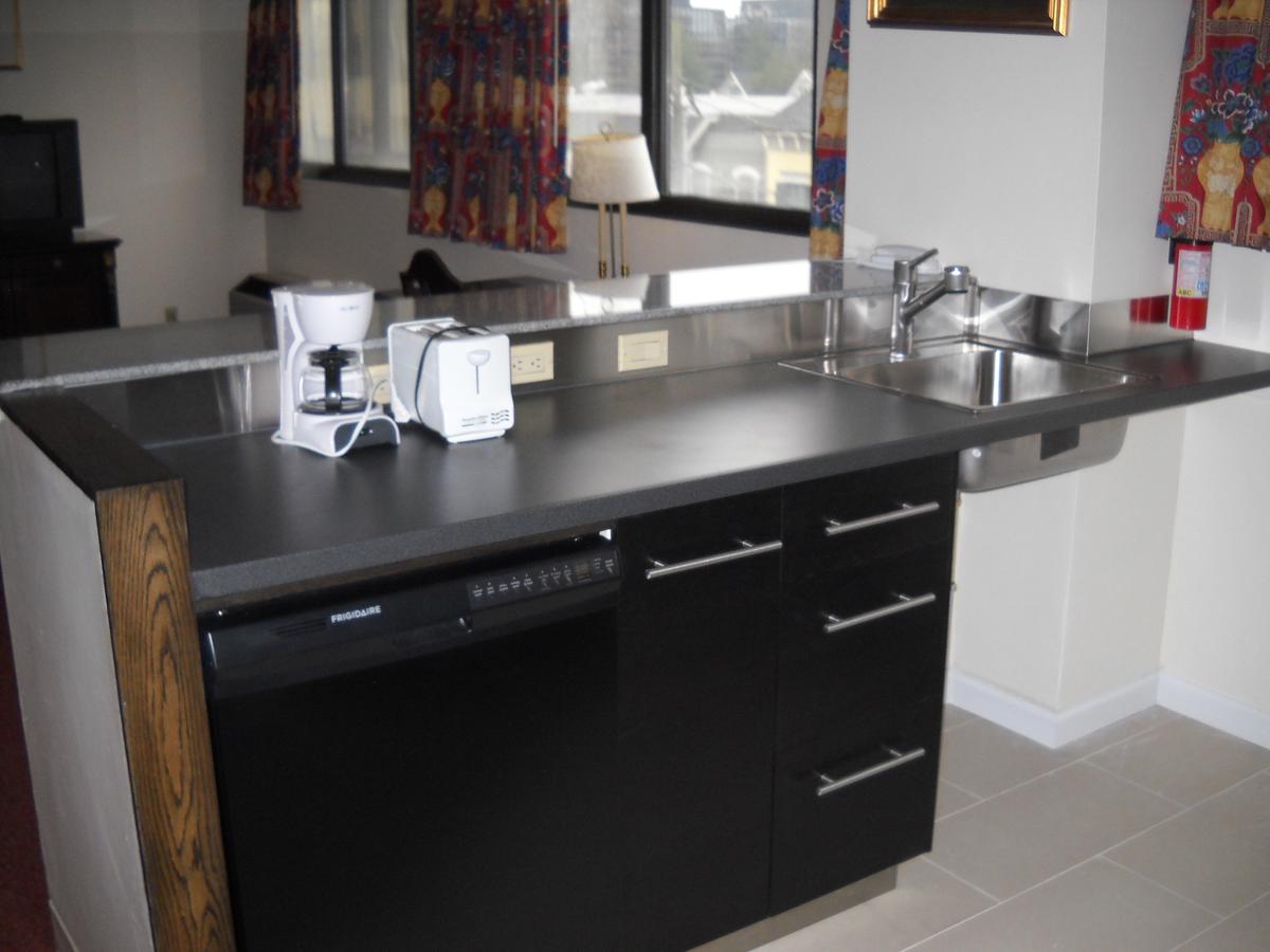 Stamford Suites - thumb 12