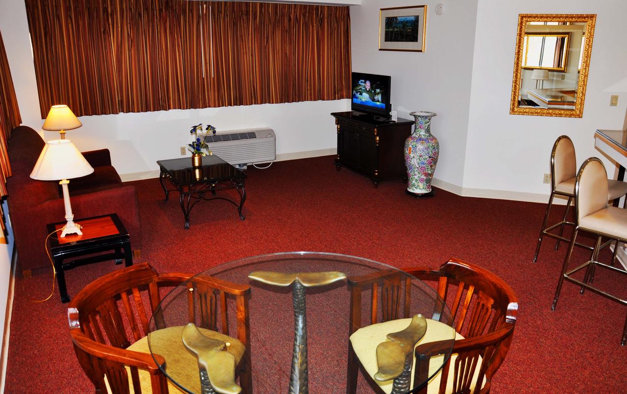 Stamford Suites - thumb 10