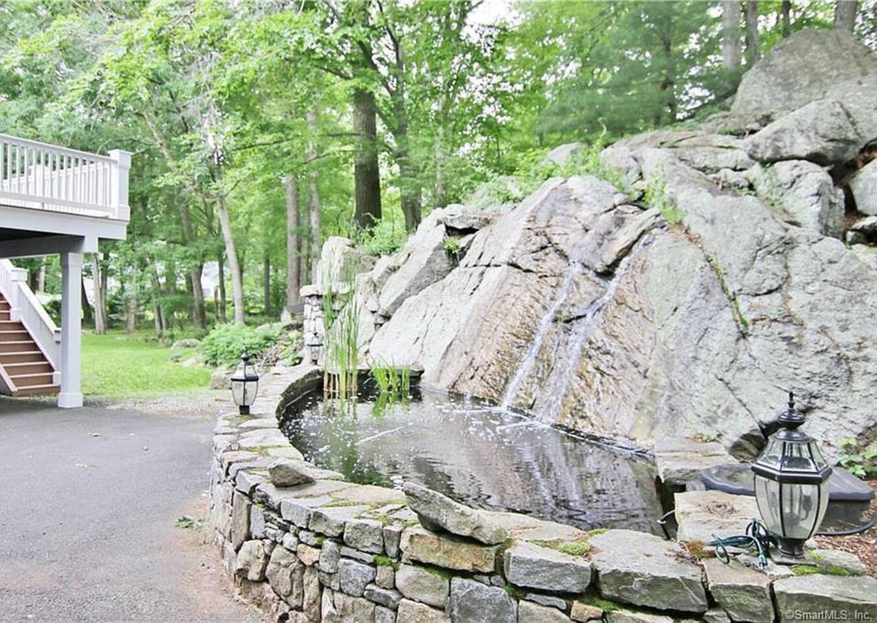 Come AND Relax Away But Close To NYC! - thumb 24