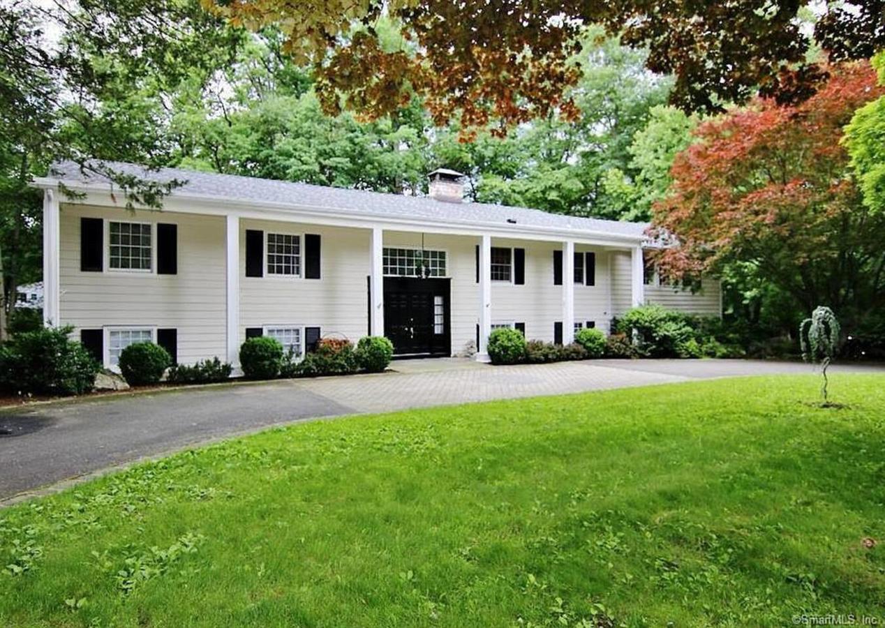 Come AND Relax Away But Close To NYC! - thumb 0