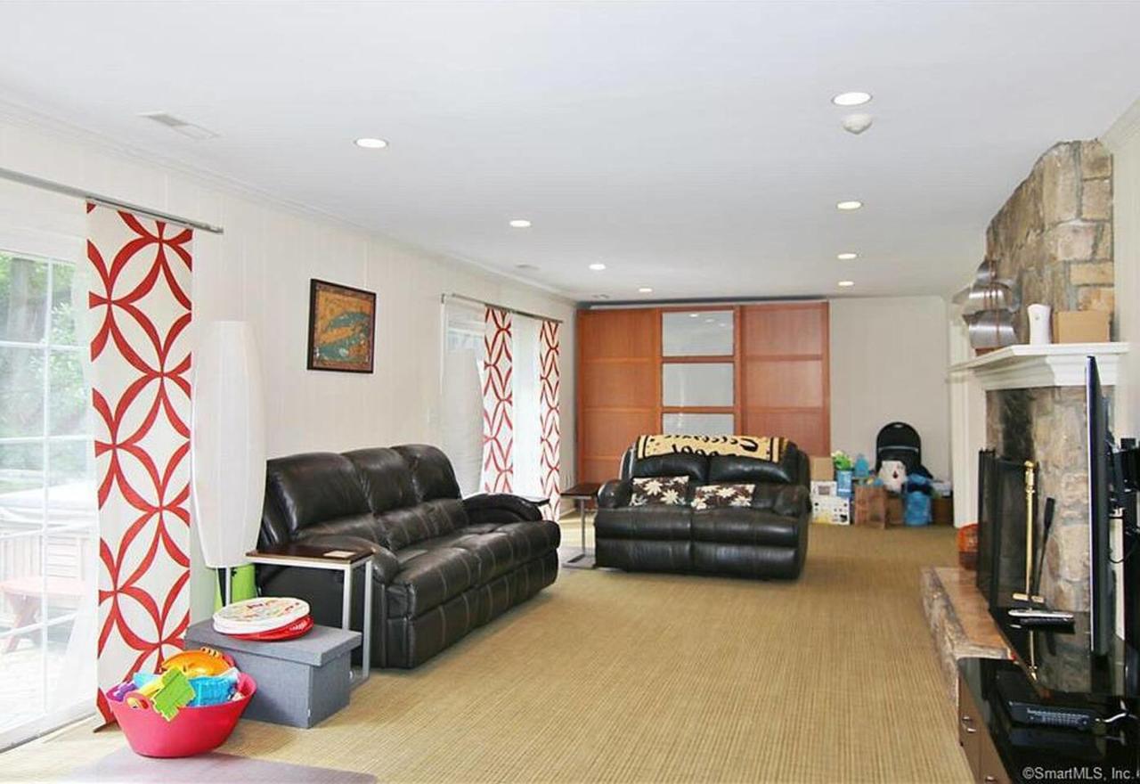 Come AND Relax Away But Close To NYC! - thumb 17