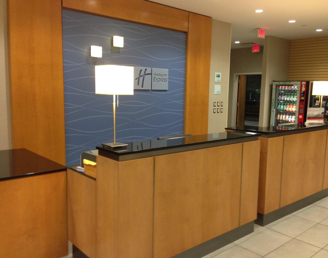 Holiday Inn Express Stamford - thumb 25