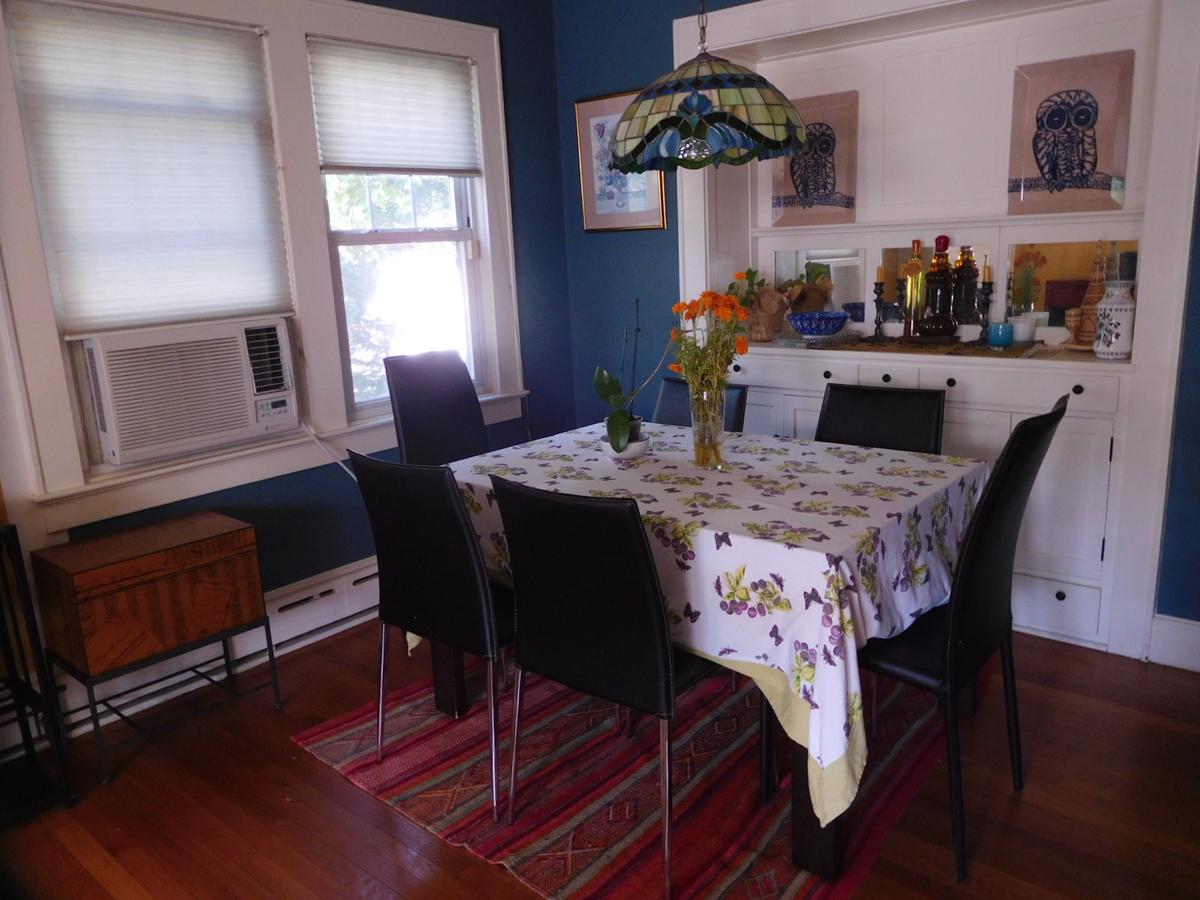 Charm, Comfort, And Coffee - thumb 20