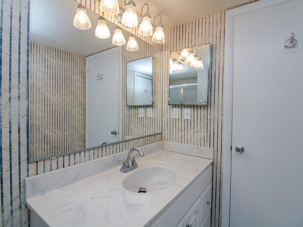 1002N Edgewater House Condo - thumb 15